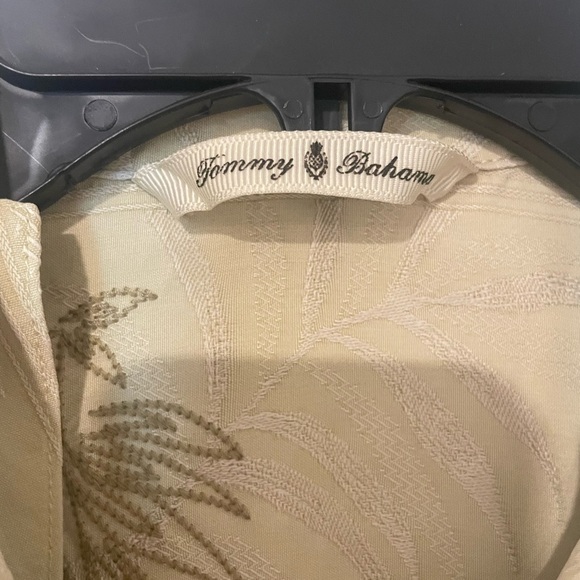 Tommy Bahama Cream Patterned Shirt - Picture 4 of 7